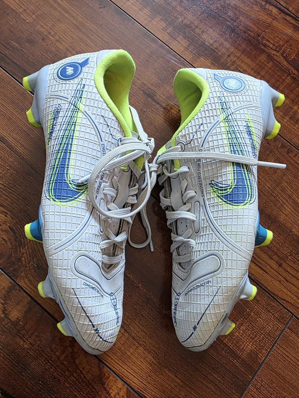 Nike Mercurial Vapor 14 Cleats